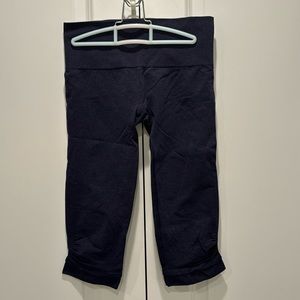 Lululemon Athletica Cropped Leggings, 6, Heathered Navy